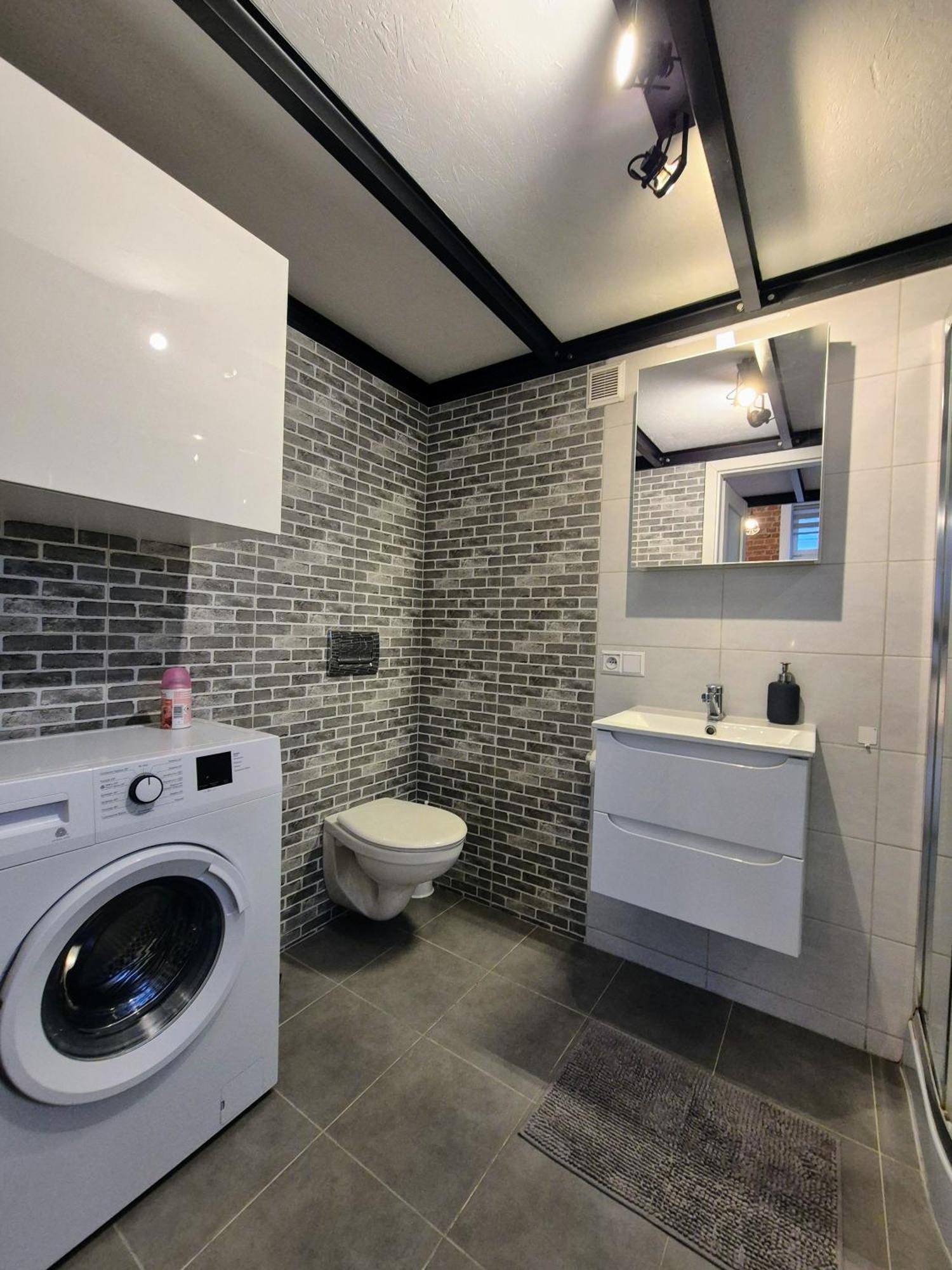 Apartment Klimatyczny W Magicznym Miejscu Lodz (Lodz)